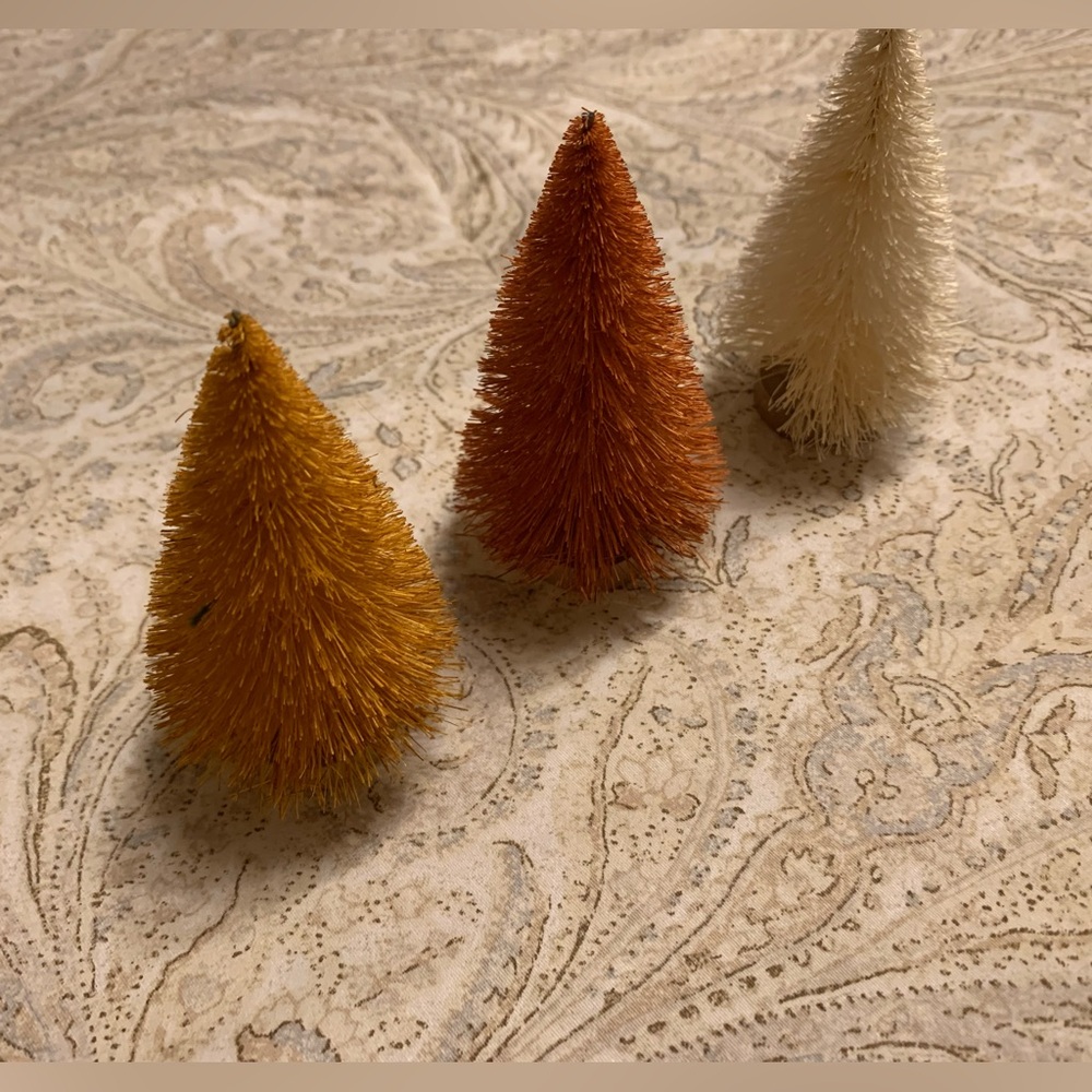 Primitives by Kathy Set 3 Autumn Small Bottle Brush Trees - Great Condition - Picture 4 of 6